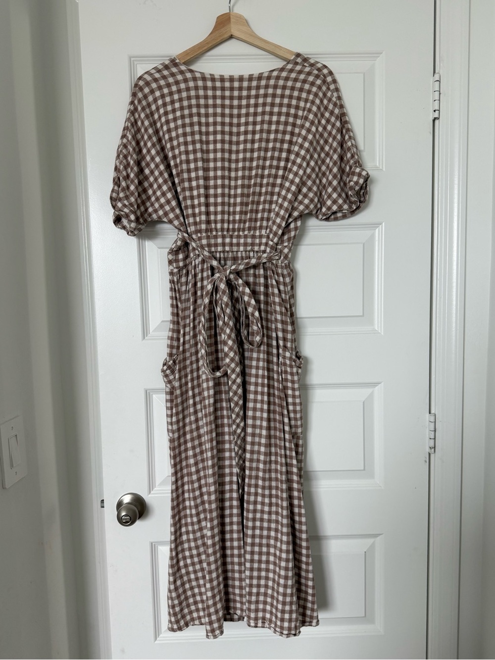 Urban Outfitters Gabrielle Linen Wrap Midi Dress Medium Tan Gingham - Picture 8 of 10